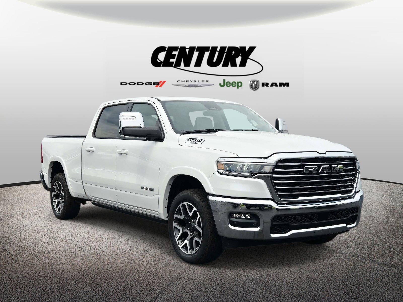 2025 RAM 1500 Laramie 4x4 Crew Cab 6'4's photo