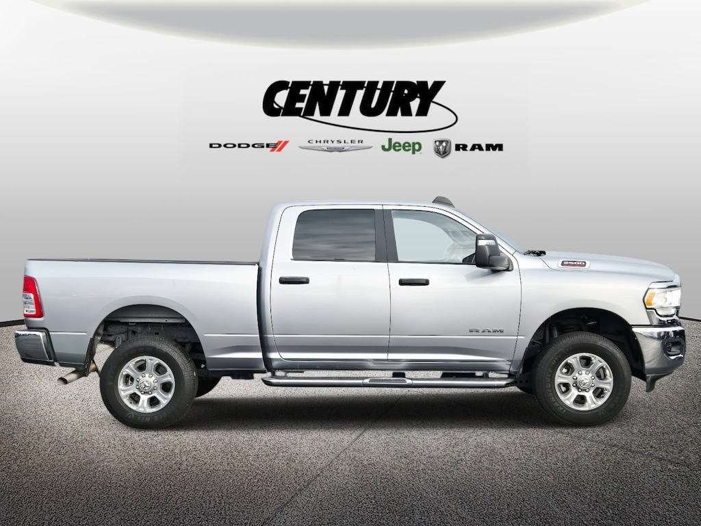 Used 2024 Ram 2500 Big Horn Big Horn 4x4 Crew Cab 64 Box