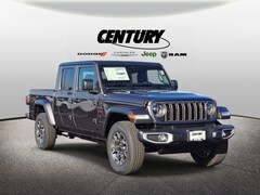 2026 Jeep Gladiator SAHARA 4X4 Pickup