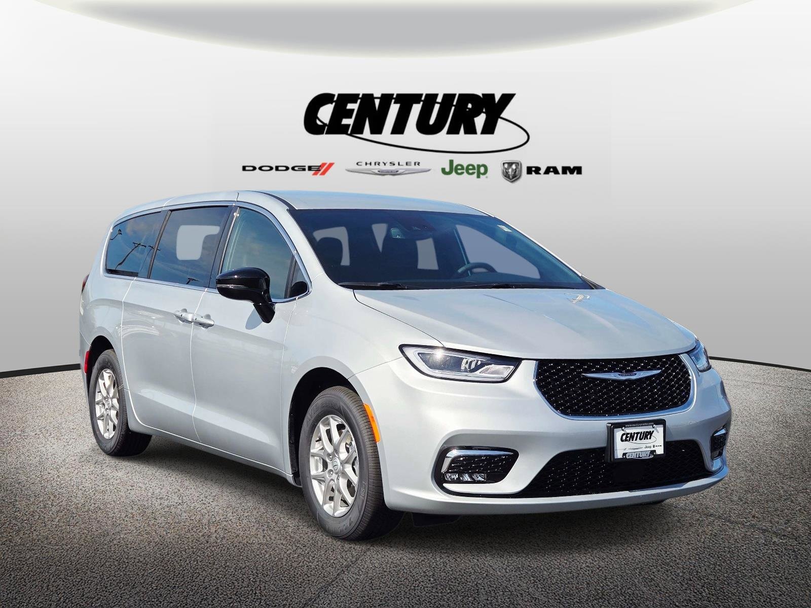 2026 Chrysler Pacifica Select's photo