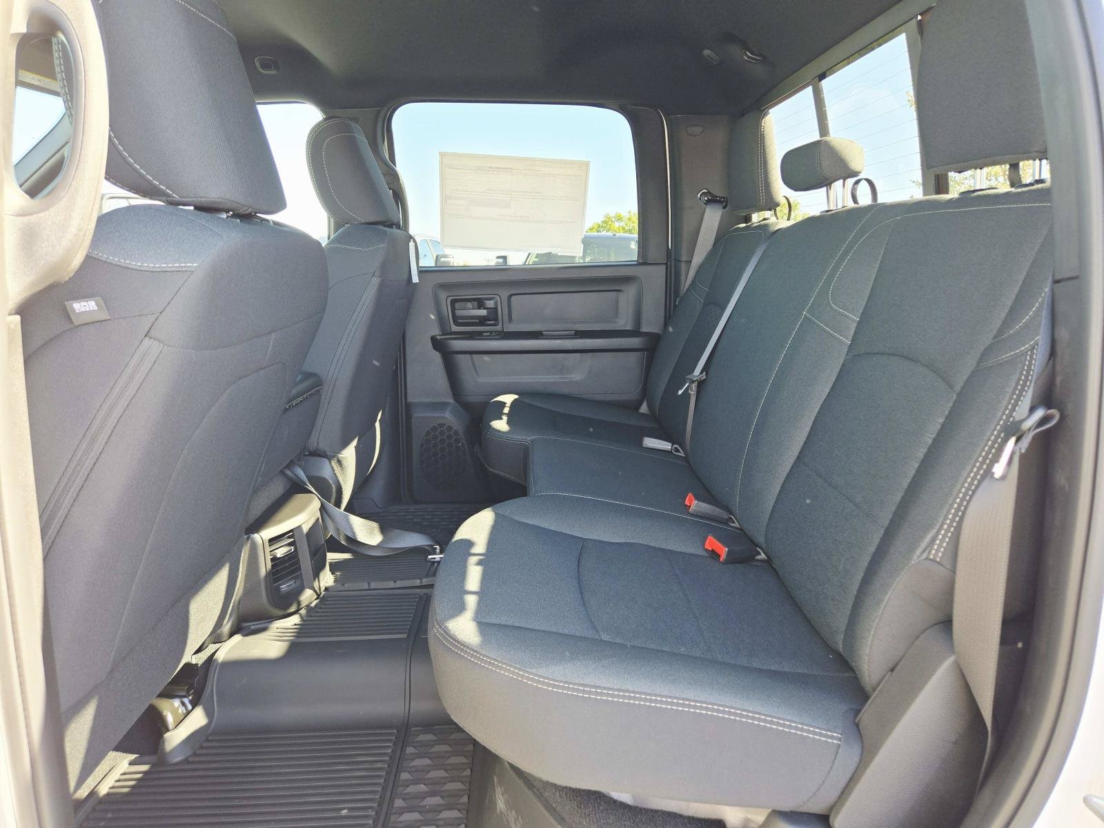 2026 RAM 2500 Tradesman/Black Express - Photo 13
