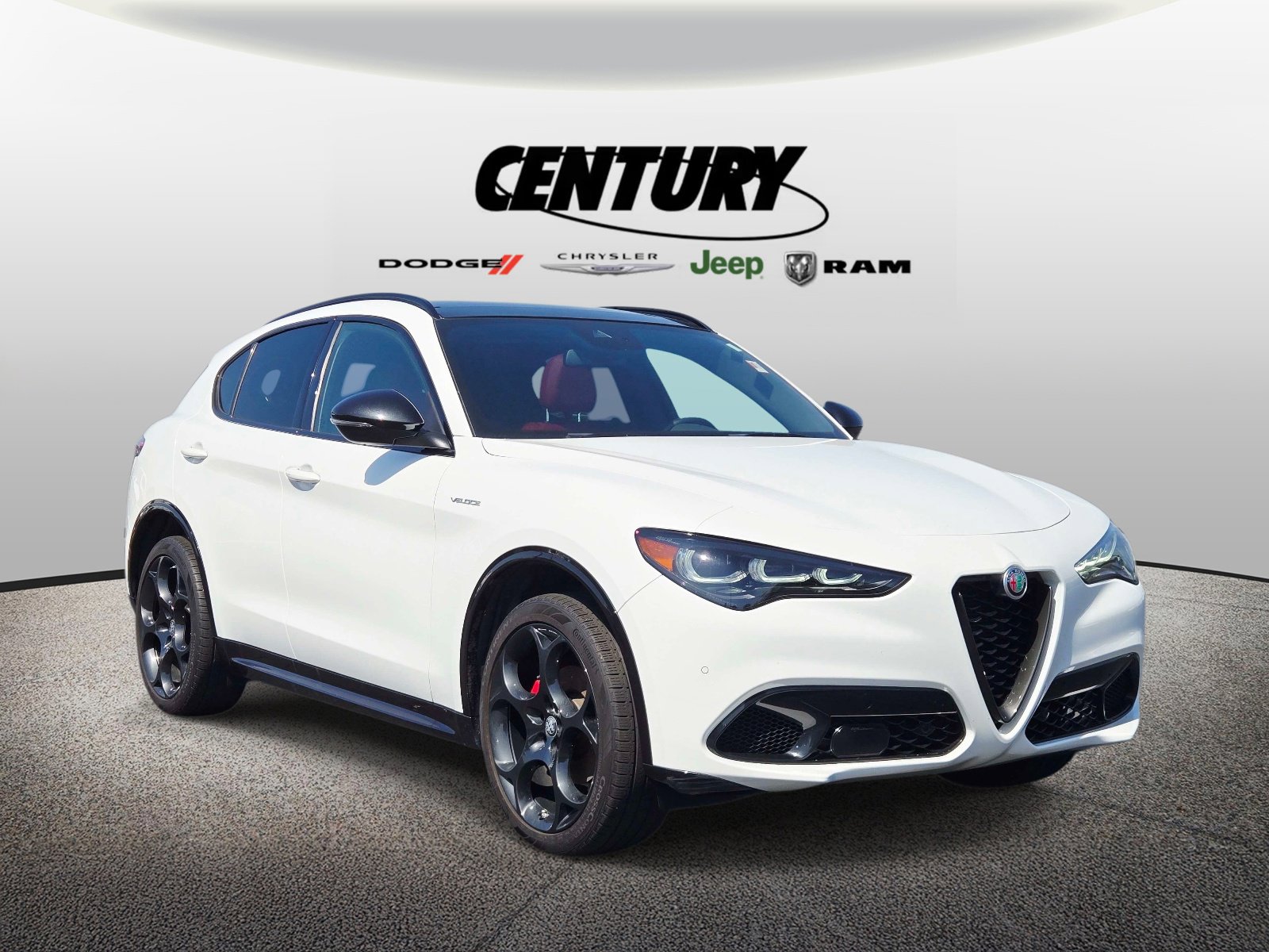 2024 Alfa Romeo Stelvio Veloce AWD's photo