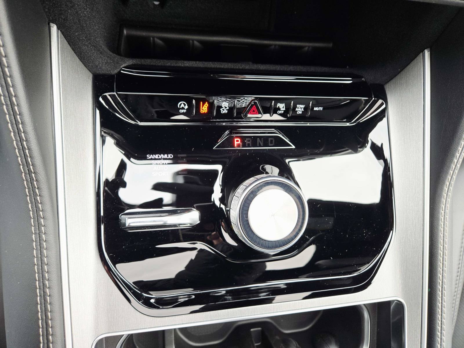 2026 Jeep Grand Wagoneer Limited Altitude - Photo 31