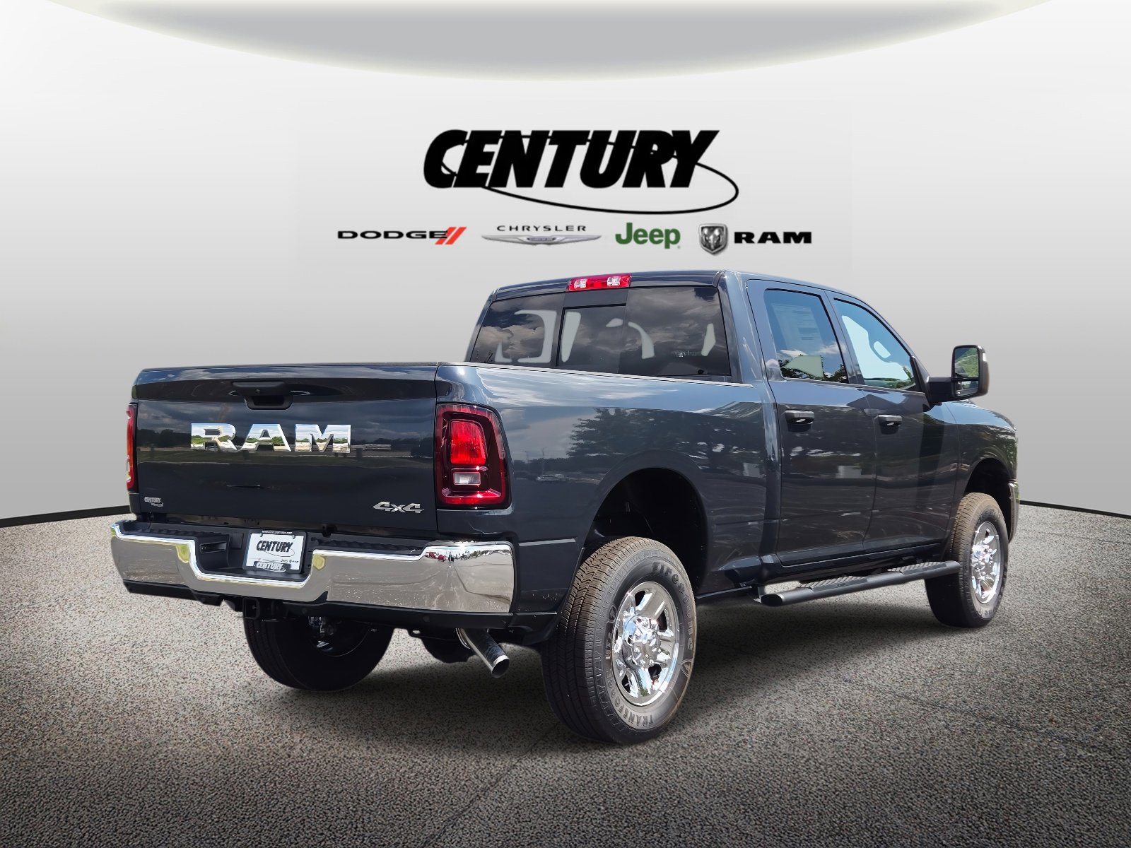 2026 Ram 2500 Tradesman photo 3