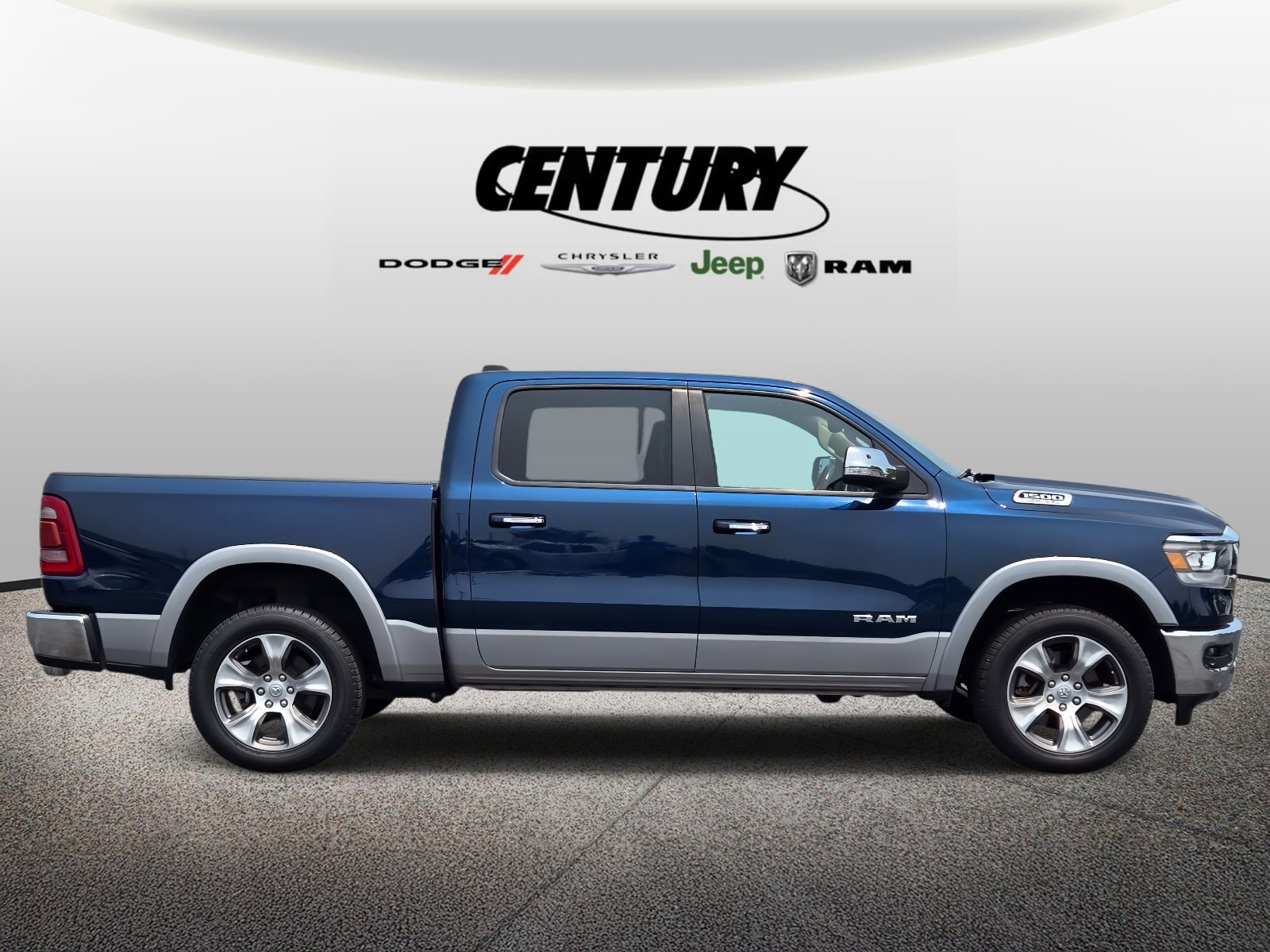 Used 2021 RAM Ram 1500 Pickup Laramie with VIN 1C6SRFJT2MN549628 for sale in Wentzville, MO