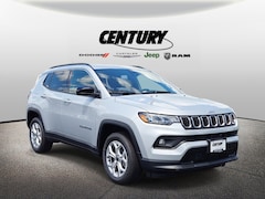 2025 Jeep Compass LATITUDE 4X4 Sport Utility