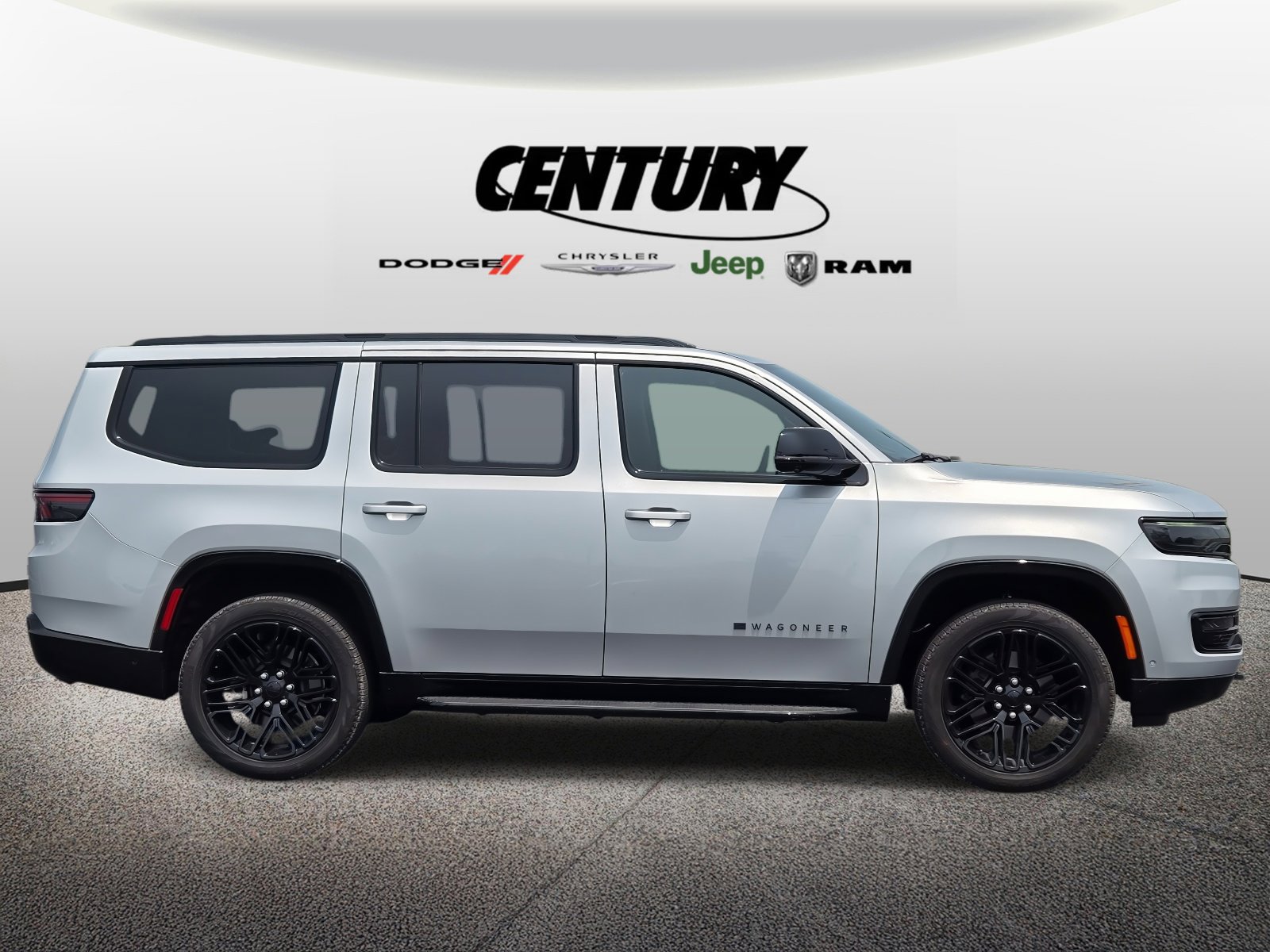 Used 2024 Jeep Wagoneer Series II with VIN 1C4SJVBP5RS108306 for sale in Wentzville, MO