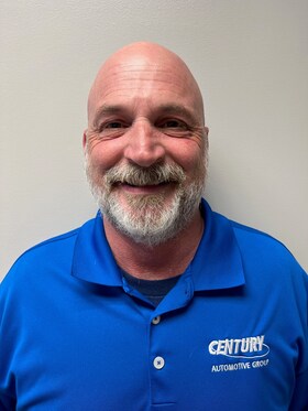 Staff member Mike Price from ID_5f823c