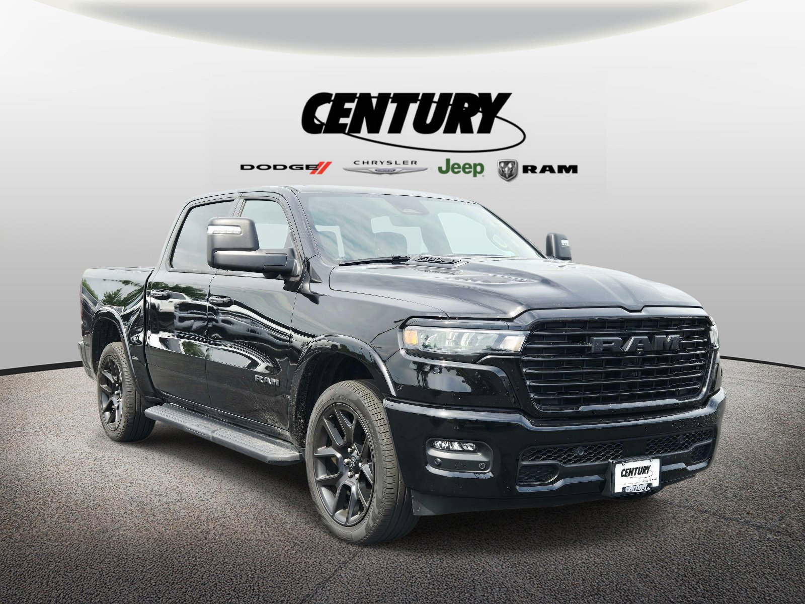 2025 RAM 1500 Laramie 4x4 Crew Cab 5'7's photo