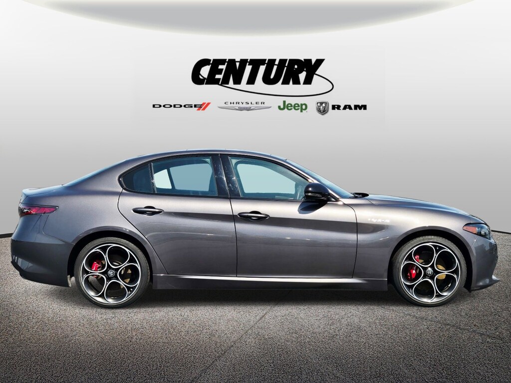 Used 2024 Alfa Romeo Giulia Veloce Veloce AWD