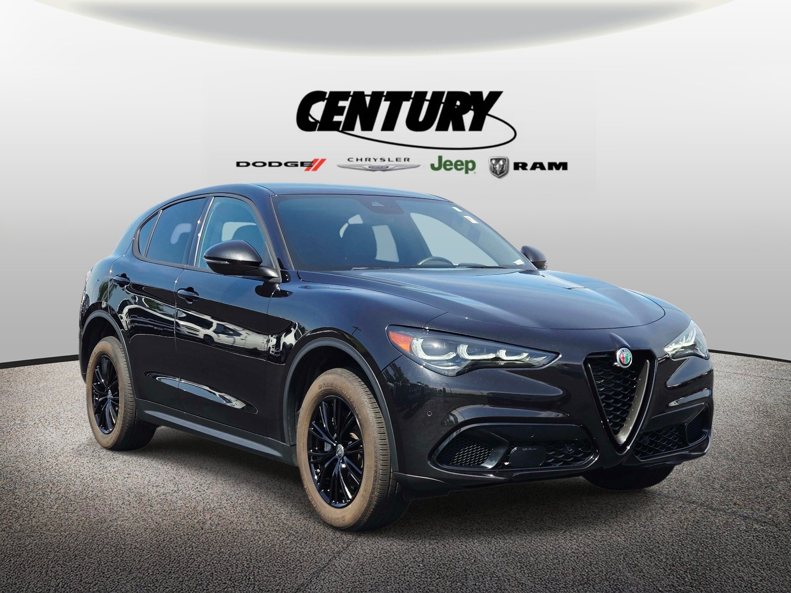 2024 Alfa Romeo Stelvio Sprint AWD's photo