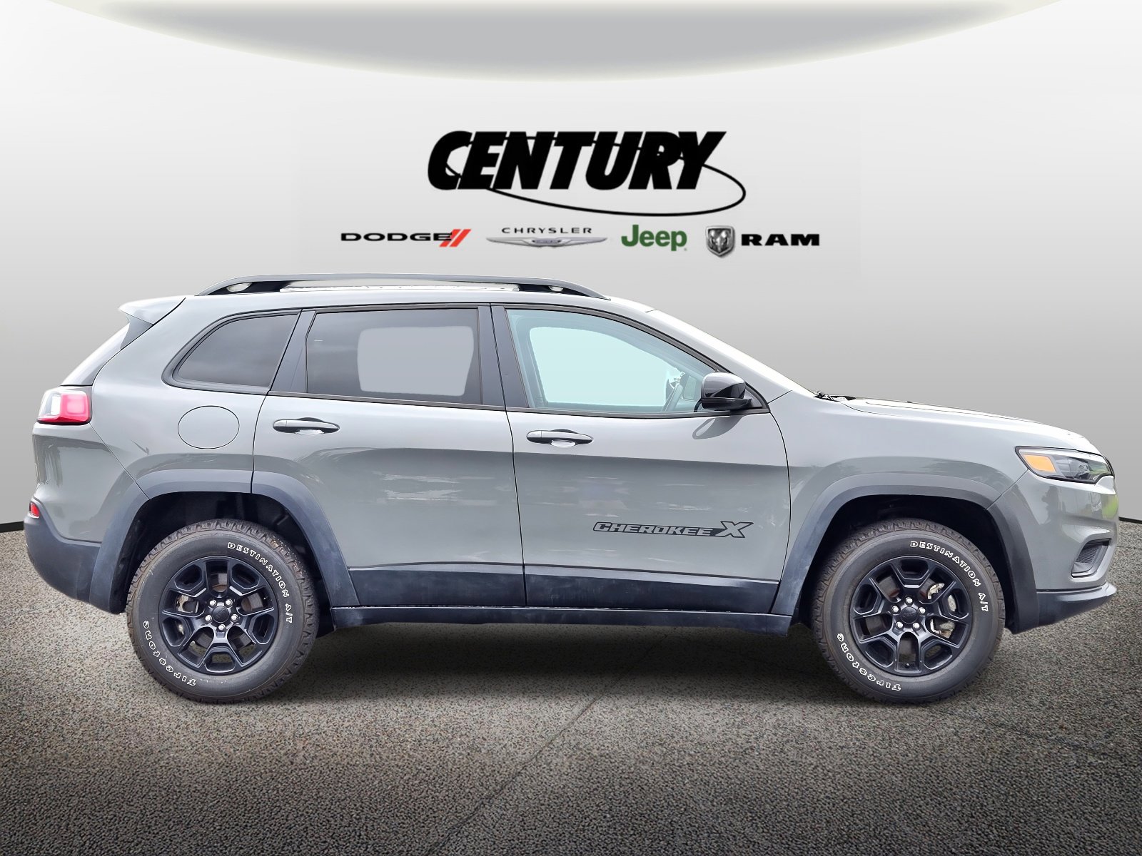 Used 2022 Jeep Cherokee X with VIN 1C4PJMCX0ND555509 for sale in Wentzville, MO