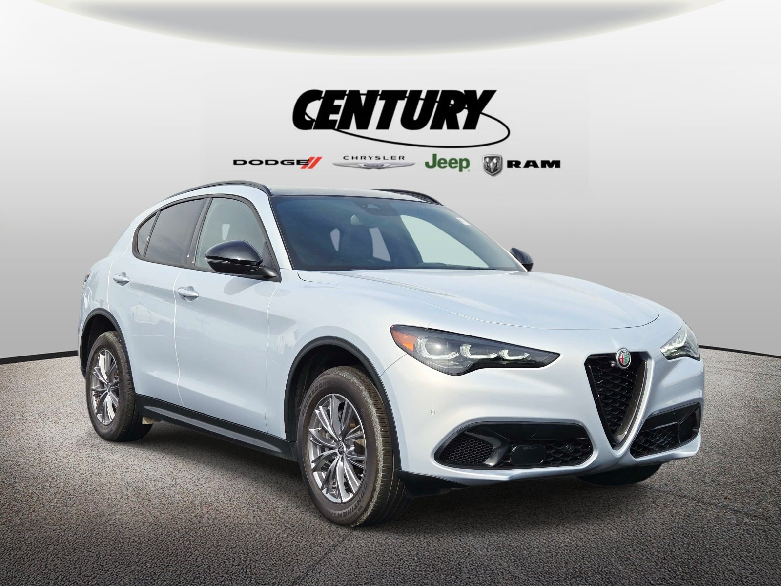 2024 Alfa Romeo Stelvio Sprint AWD's photo