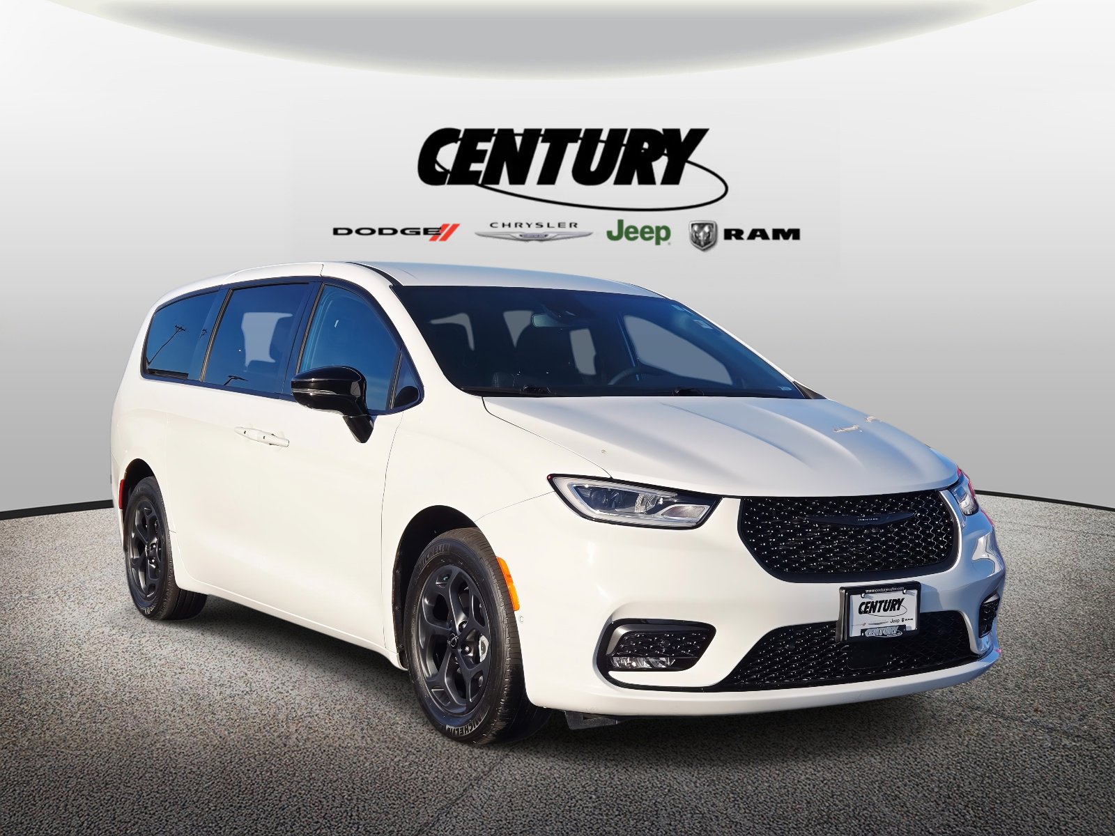 2024 Chrysler Pacifica PHEV Select