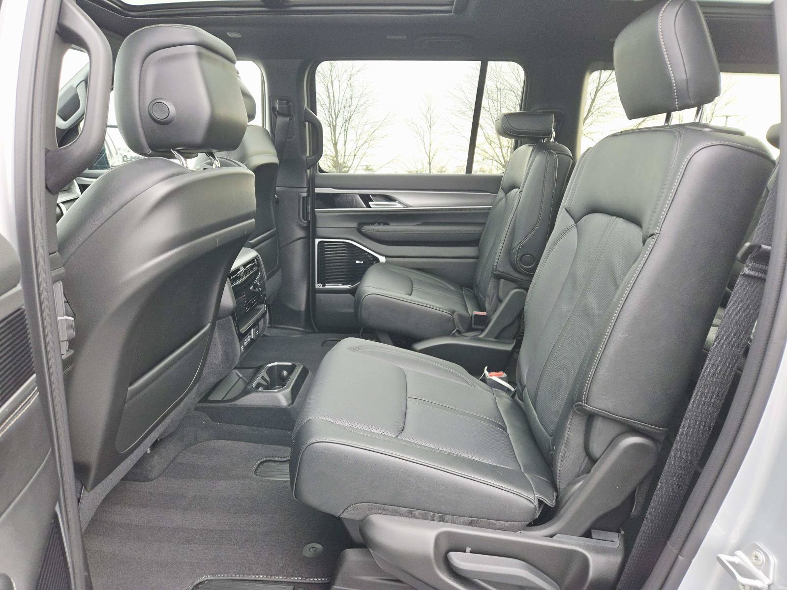 2026 Jeep Grand Wagoneer Limited Altitude - Photo 14