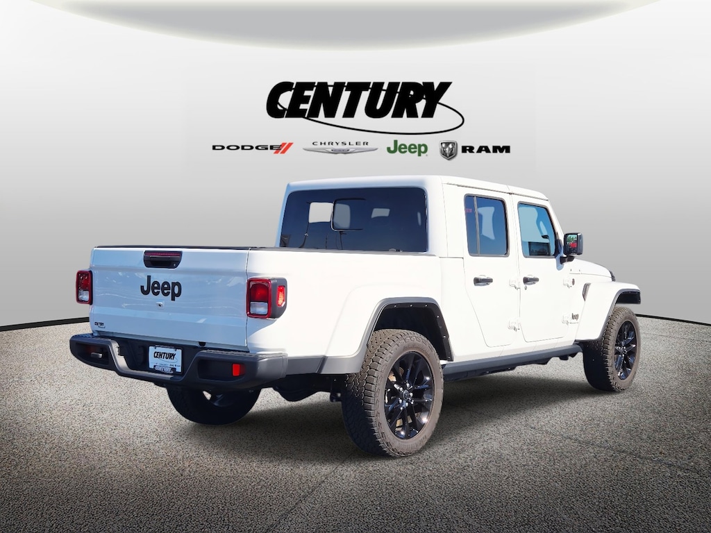 Used 2024 Jeep Gladiator Nighthawk Nighthawk 4x4
