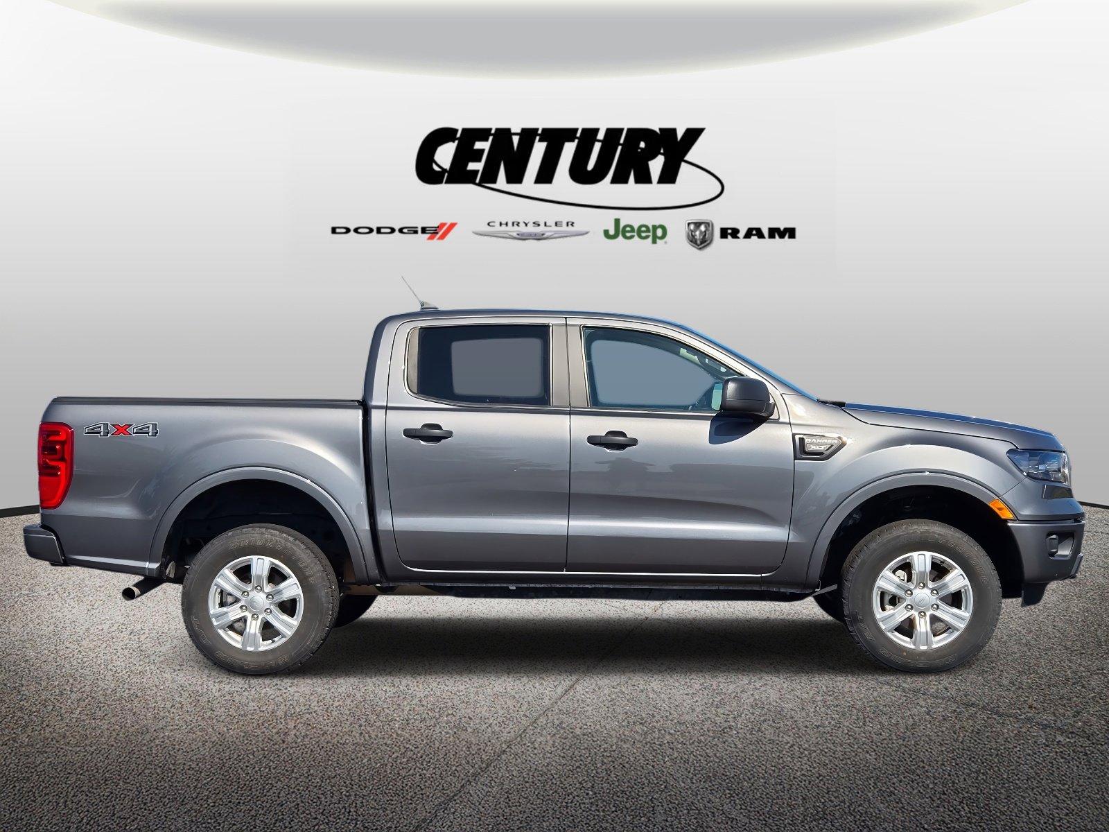 Used 2022 Ford Ranger XLT with VIN 1FTER4FH6NLD39044 for sale in Wentzville, MO