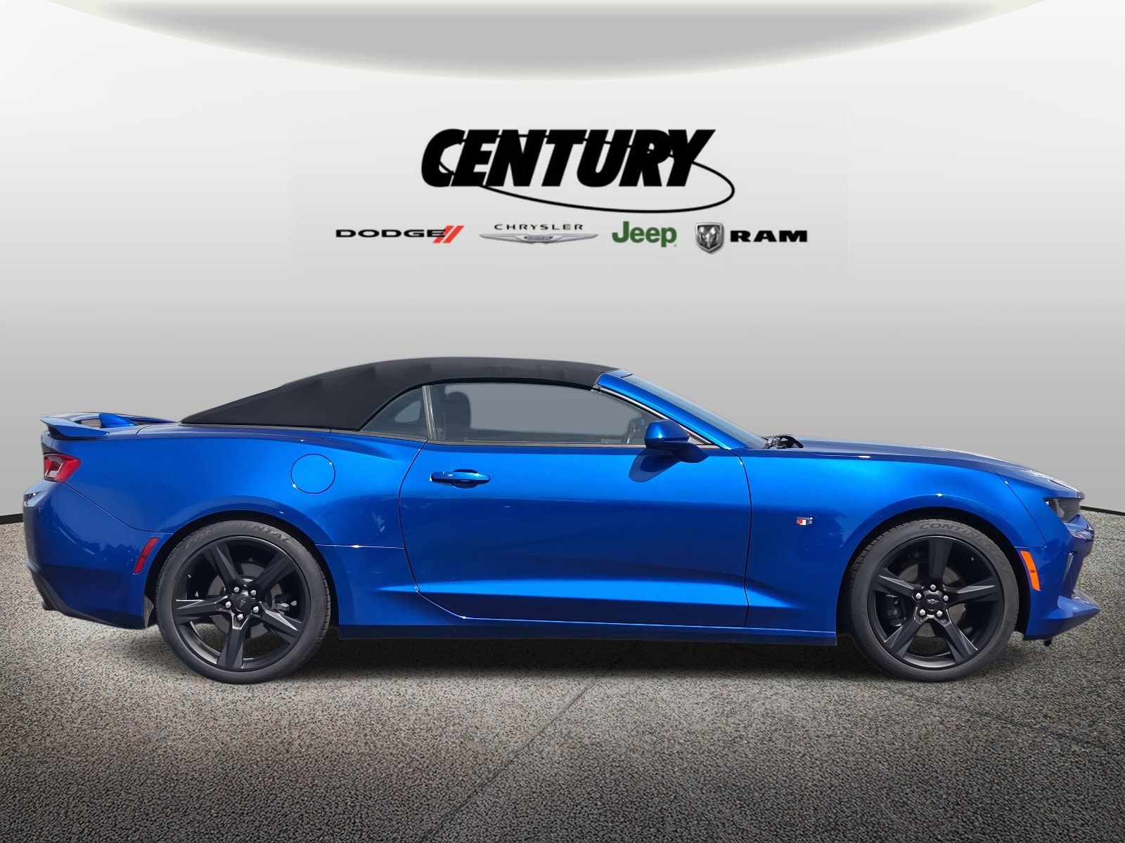 Used 2017 Chevrolet Camaro 2LT with VIN 1G1FD3DS8H0160370 for sale in Wentzville, MO
