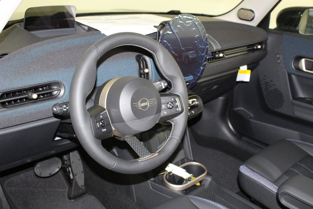 New 2025 MINI Hardtop 2 Door Iconic Hatchback