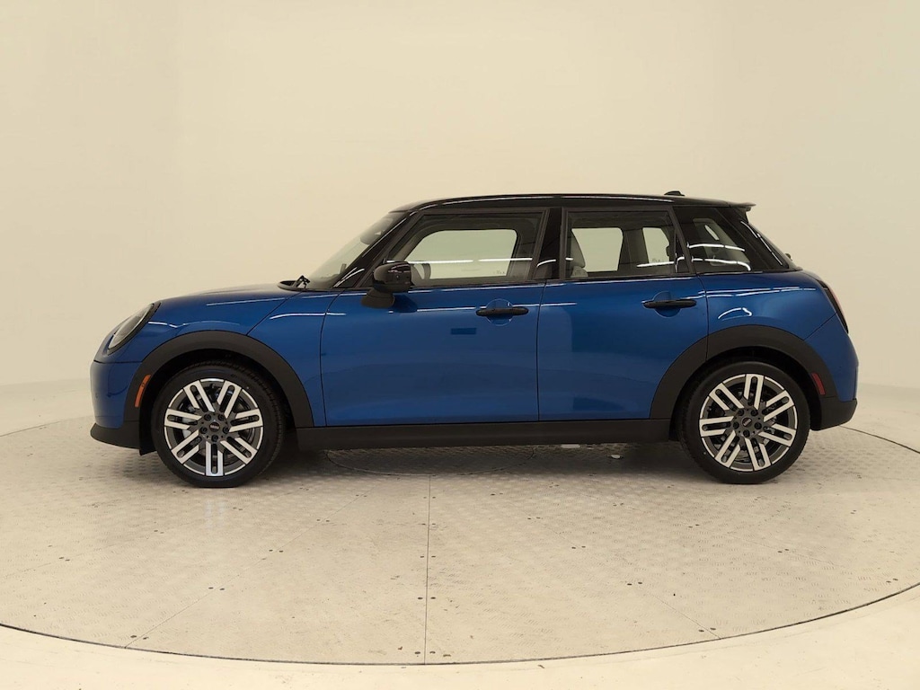 New 2025 MINI Hardtop 4 Door Signature Plus Hatchback