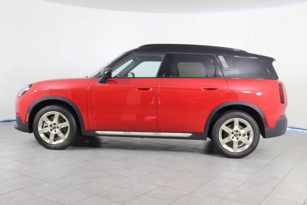 New 2025 MINI Countryman Iconic SUV