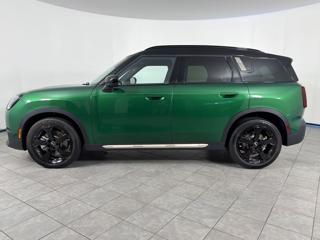 New 2027 MINI Countryman Iconic SUV