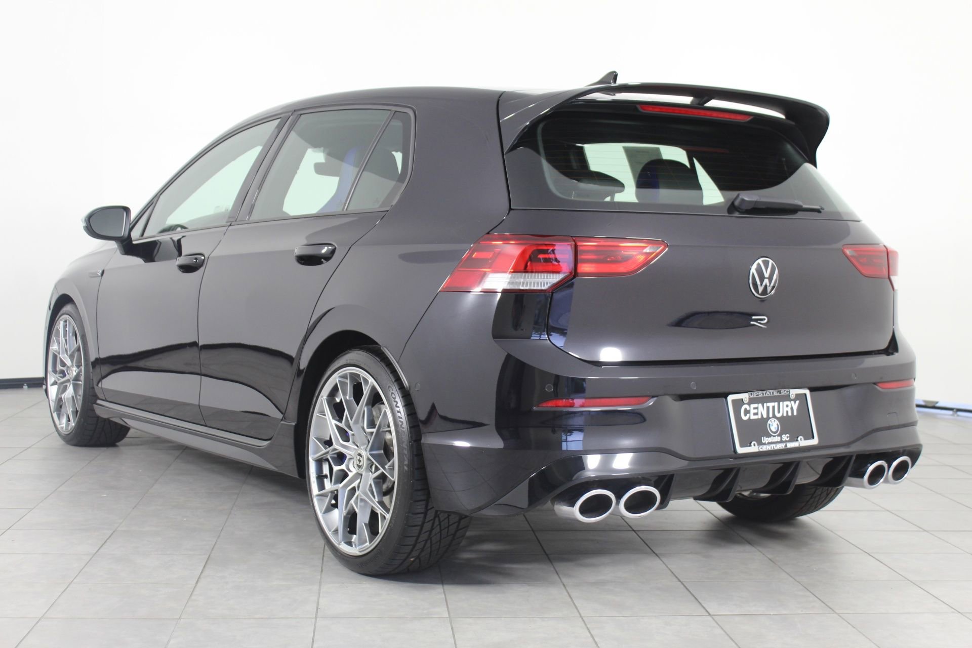 2022 Volkswagen Golf R photo 3