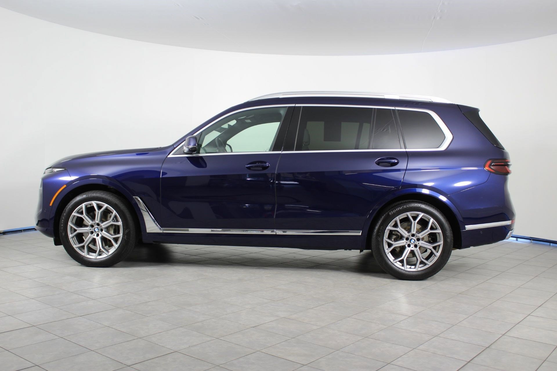 2023 Bmw X7 xDrive40i photo 2