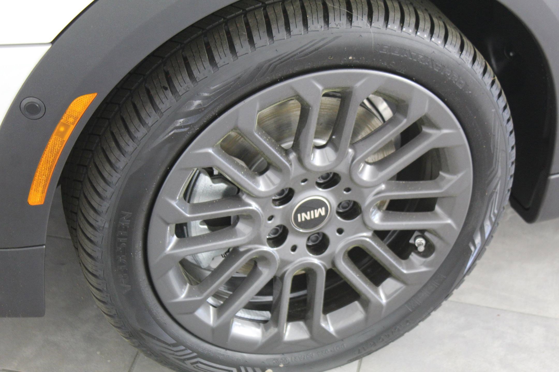 2025 MINI Hardtop 4 Door S - Photo 22