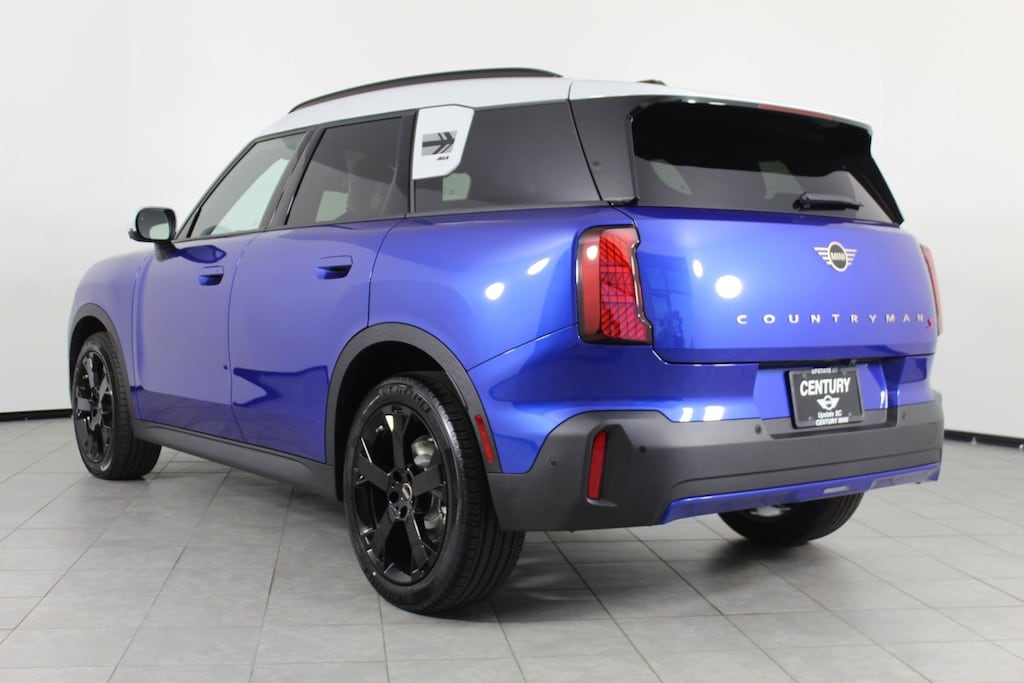 New 2026 MINI Countryman Iconic SUV