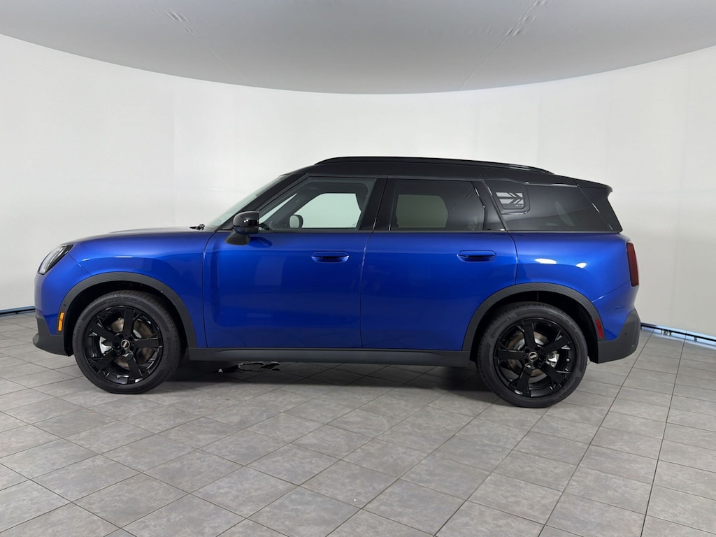 New 2027 MINI Countryman Iconic SUV