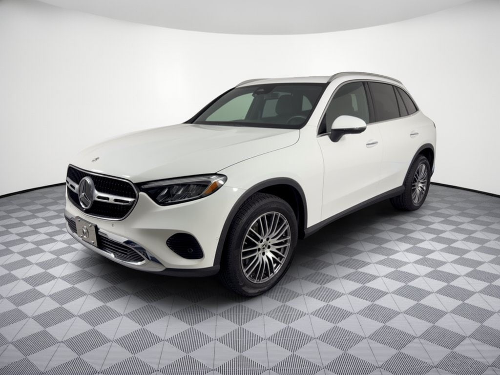 2025 Mercedes-Benz GLC 300