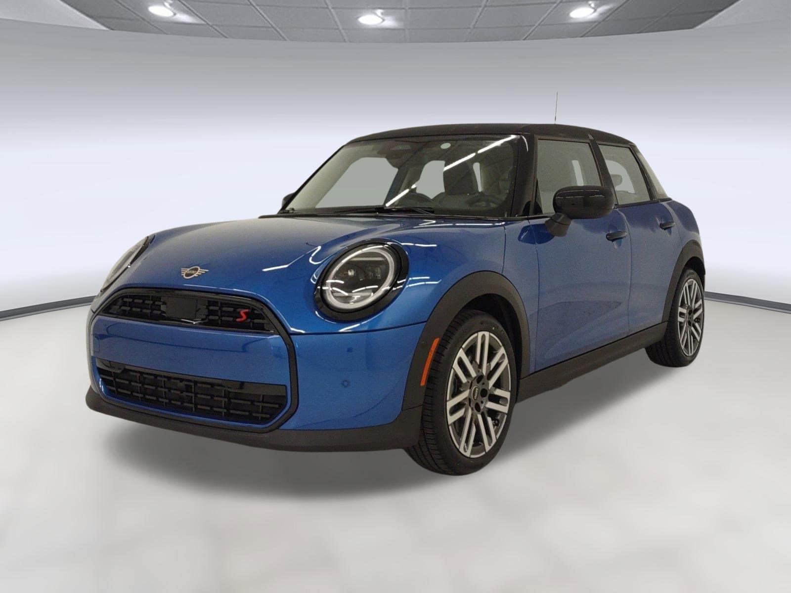 2025 MINI Hardtop 4 Door S's photo