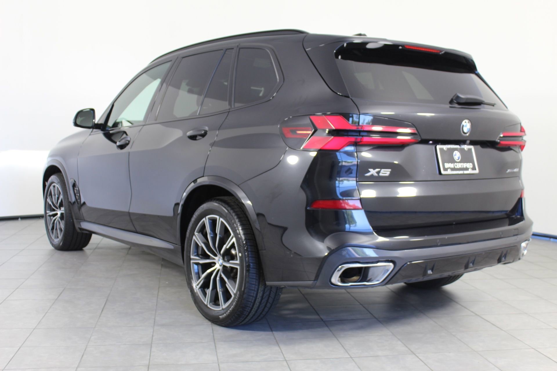 2025 Bmw X5 xDrive40i photo 3