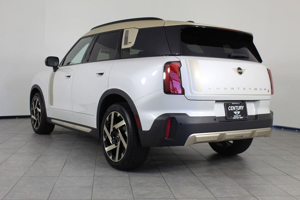 New 2026 MINI Countryman Iconic SUV