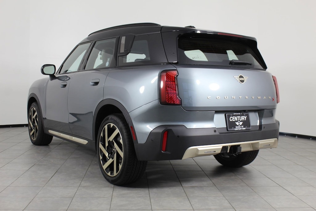 New 2026 MINI Countryman Signature Plus SUV
