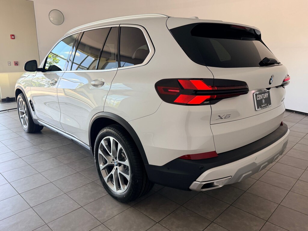 New 2026 BMW X5 SUV