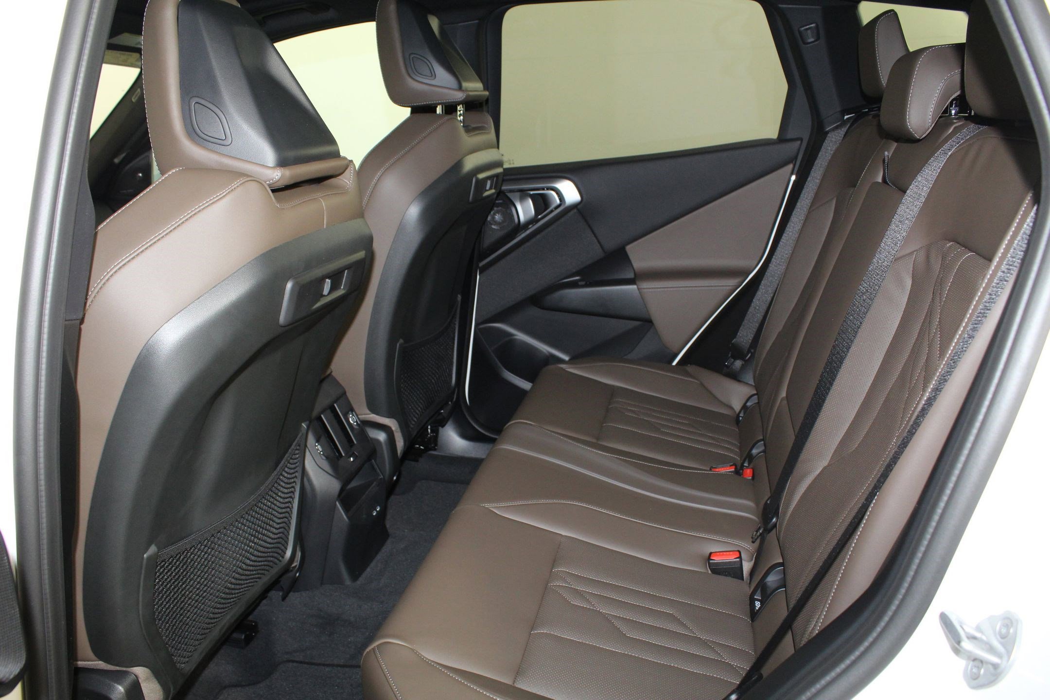 2026 BMW X3 30 - Photo 24