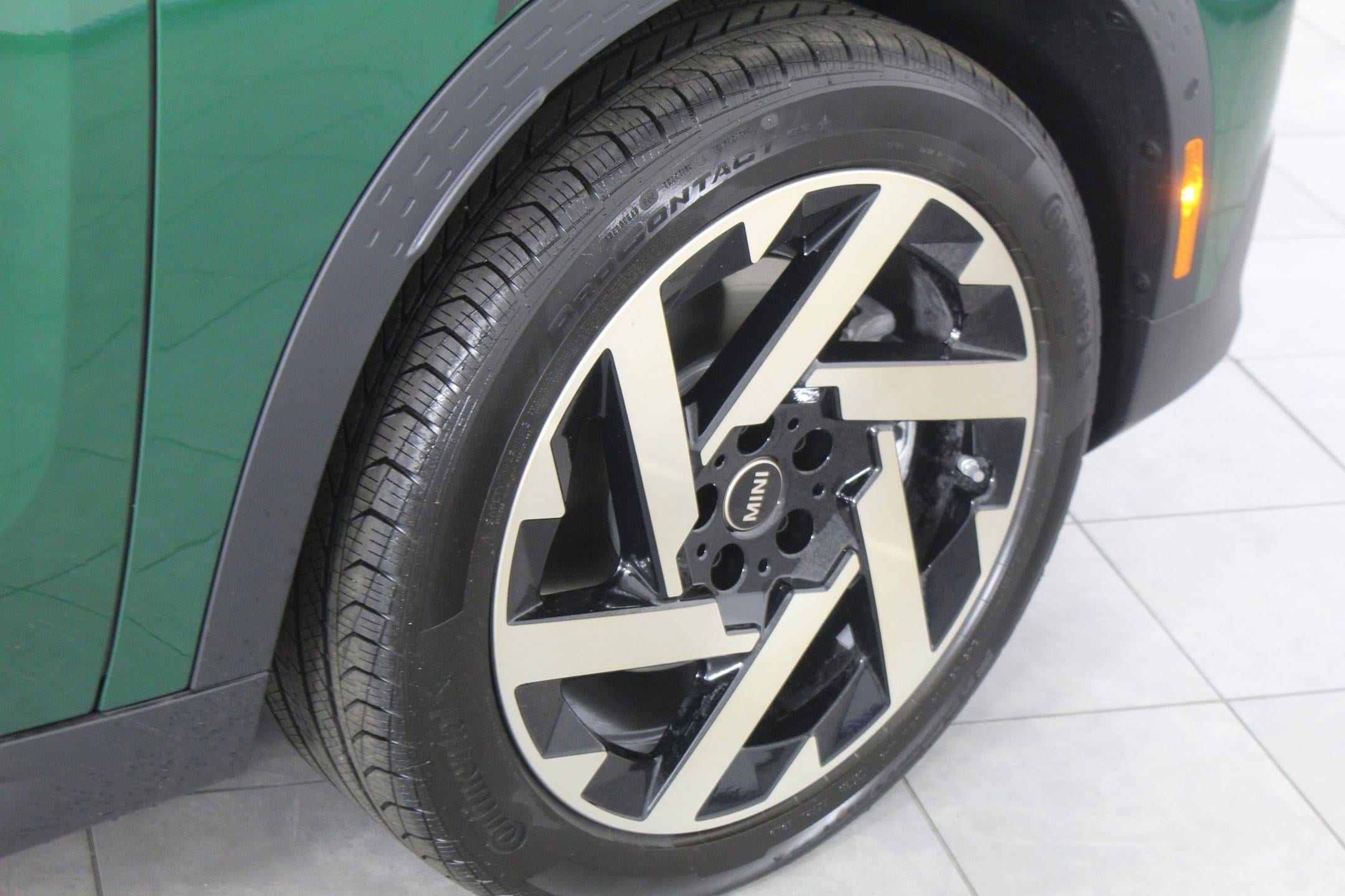 2025 MINI Countryman S - Photo 19