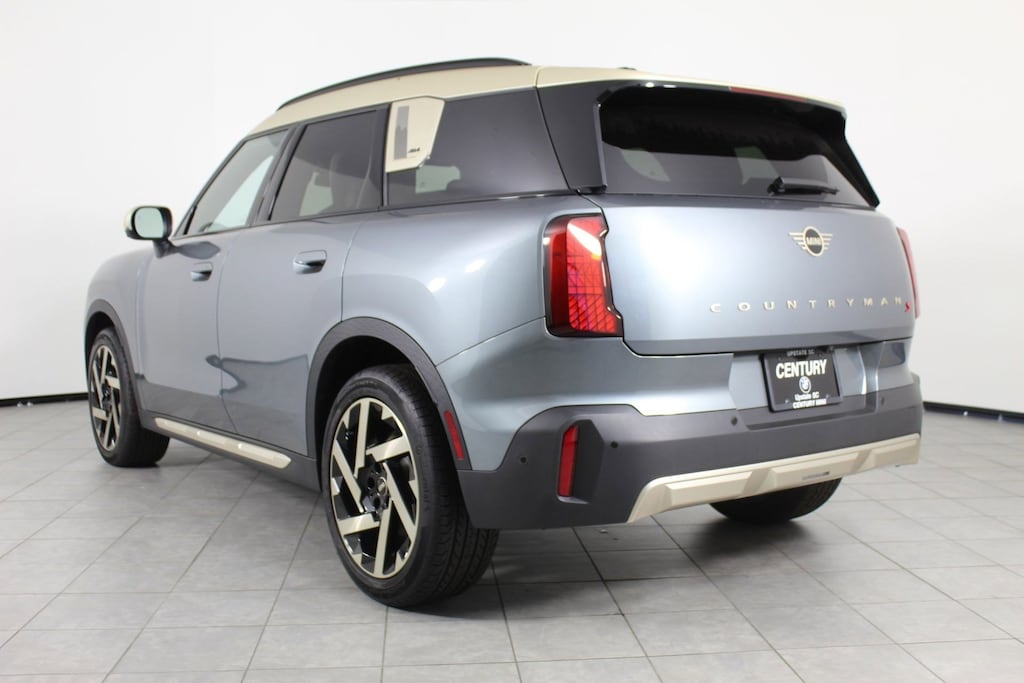 New 2026 MINI Countryman Iconic SUV