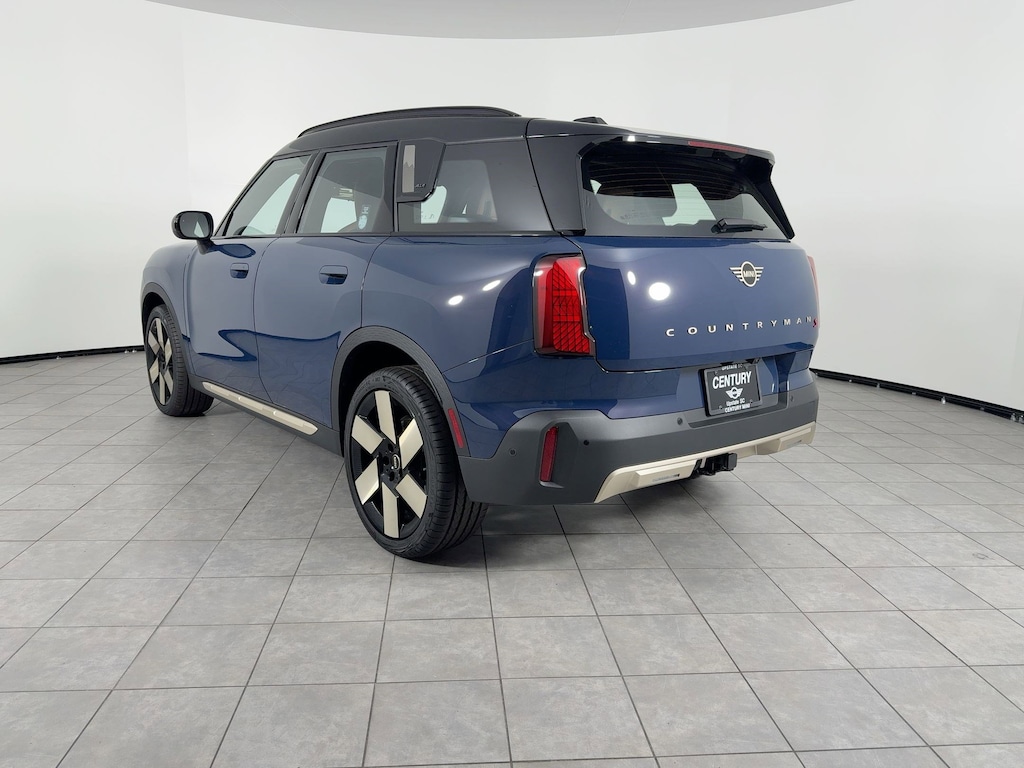 New 2026 MINI Countryman Signature Plus SUV