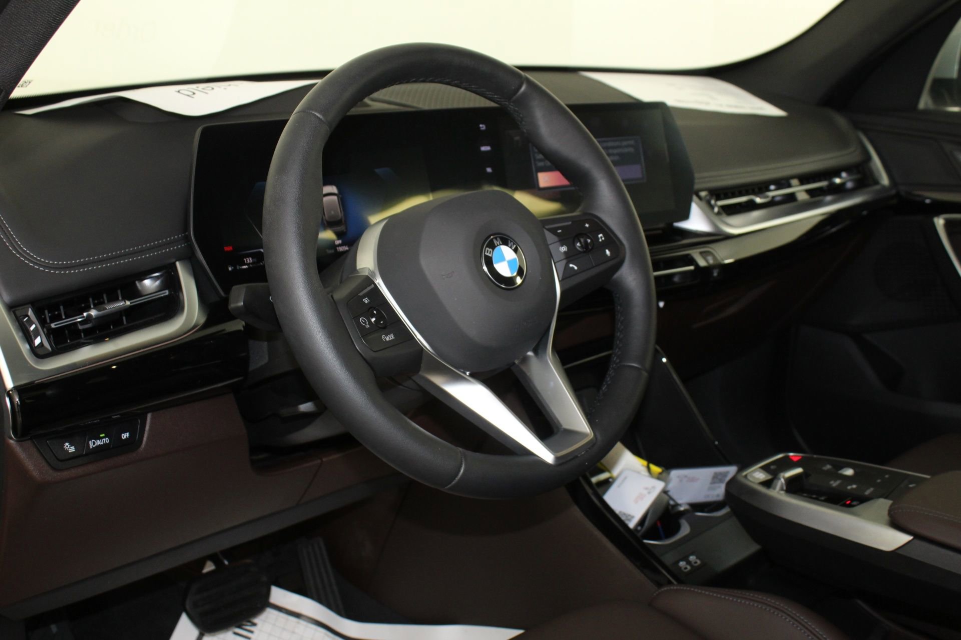 2025 Bmw X1 XDrive28i photo 3
