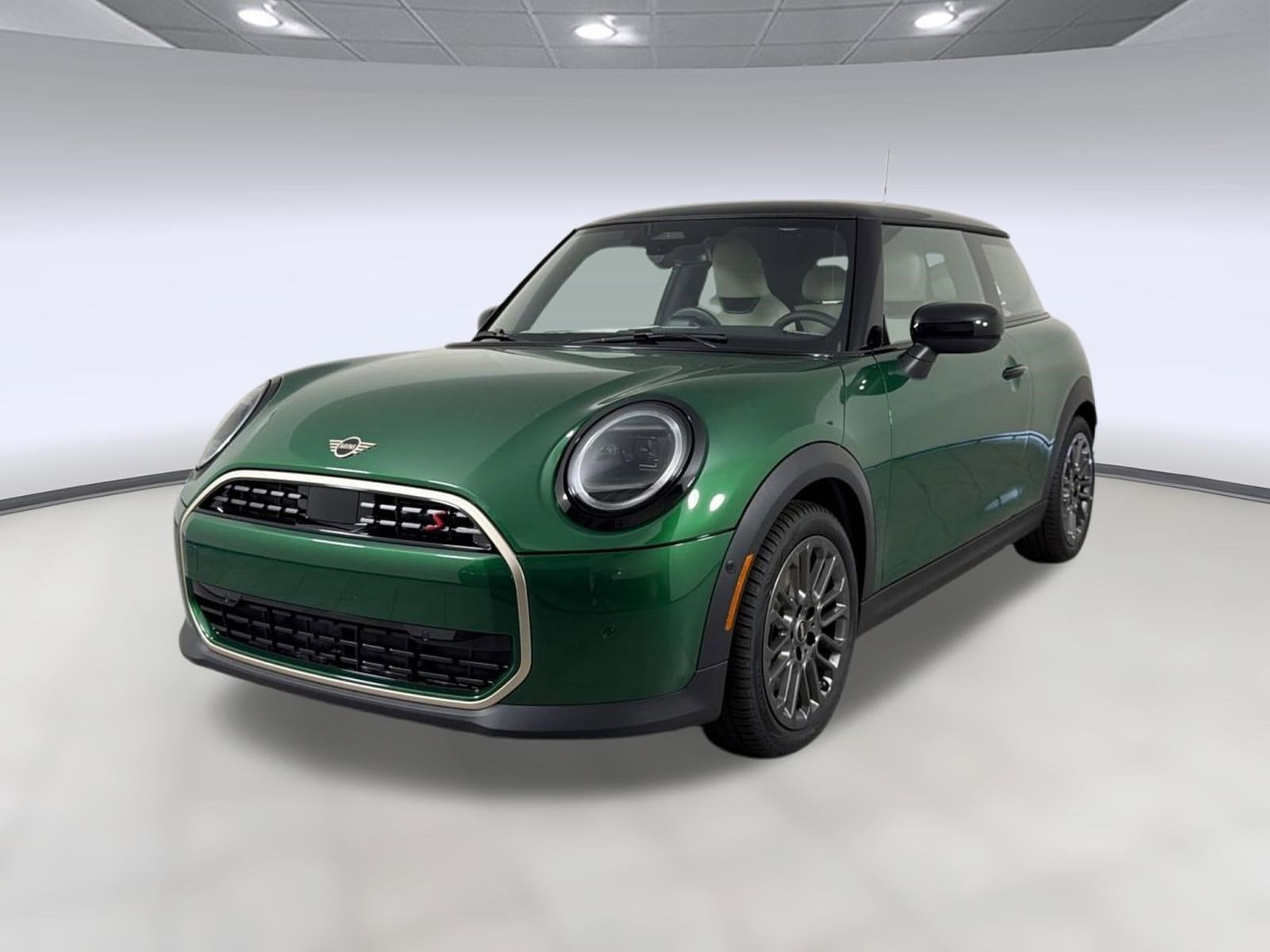 2026 MINI Hardtop Cooper S's photo