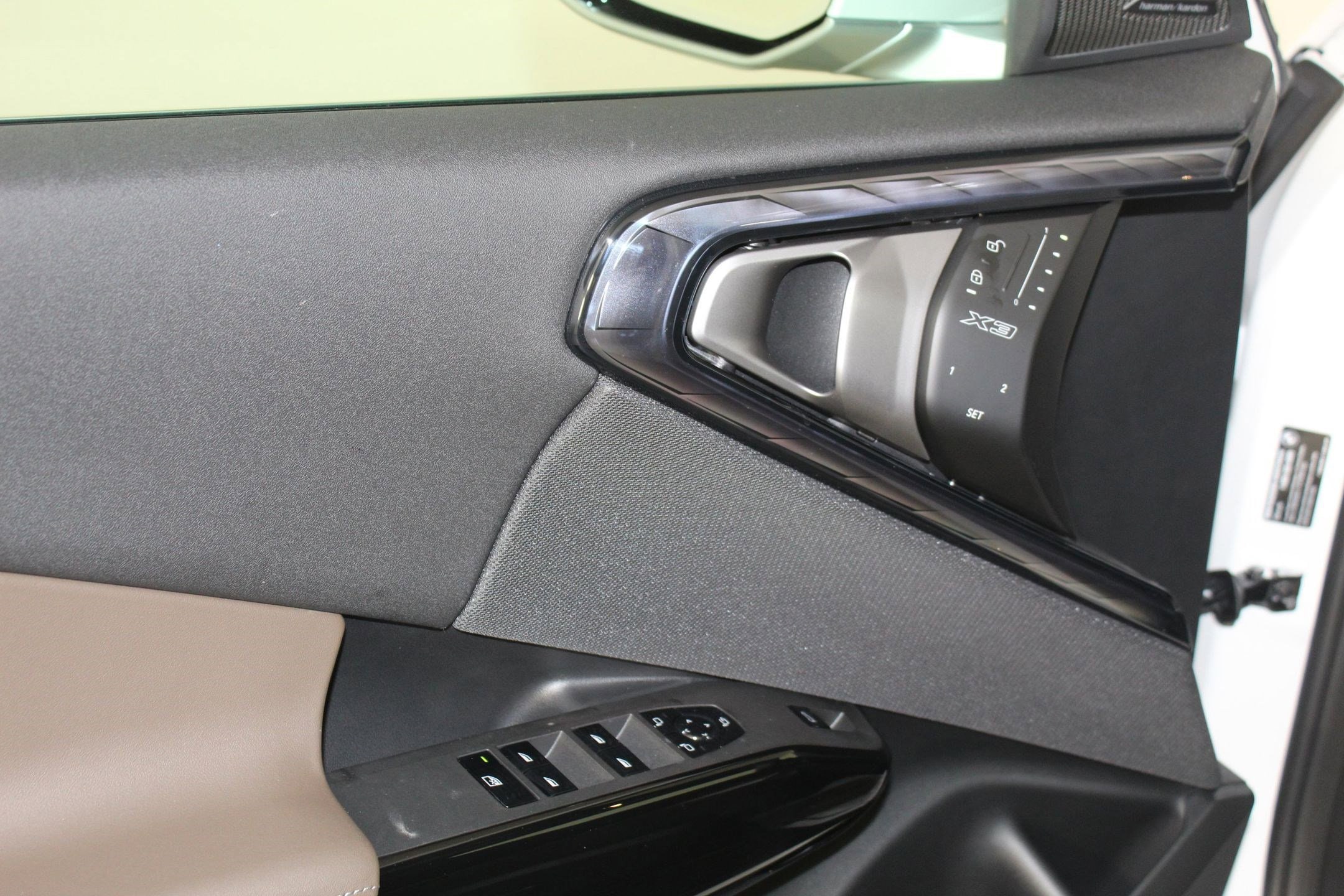 2026 BMW X3 30 - Photo 26
