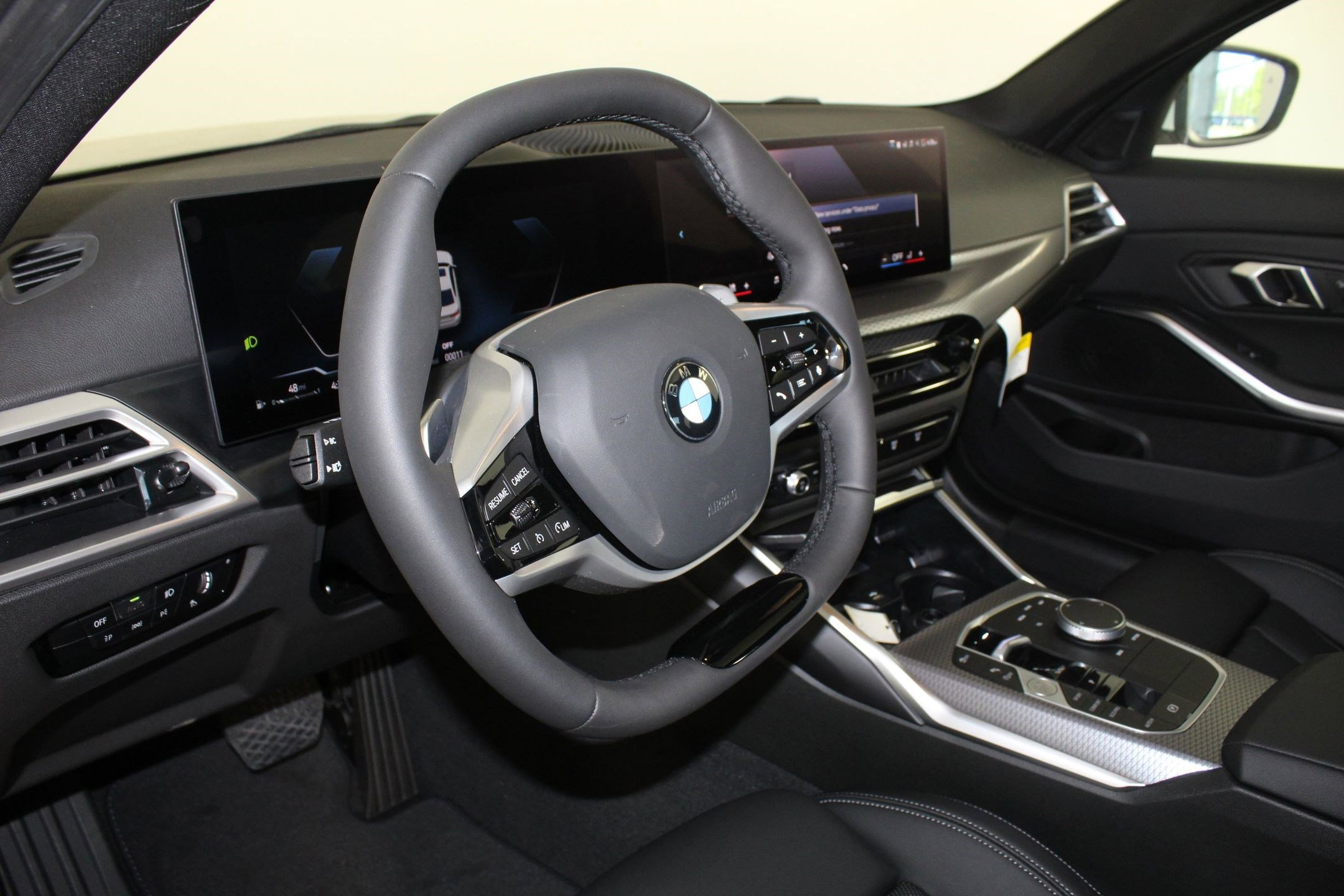 2025 Bmw 330i xDrive Sedan photo 4