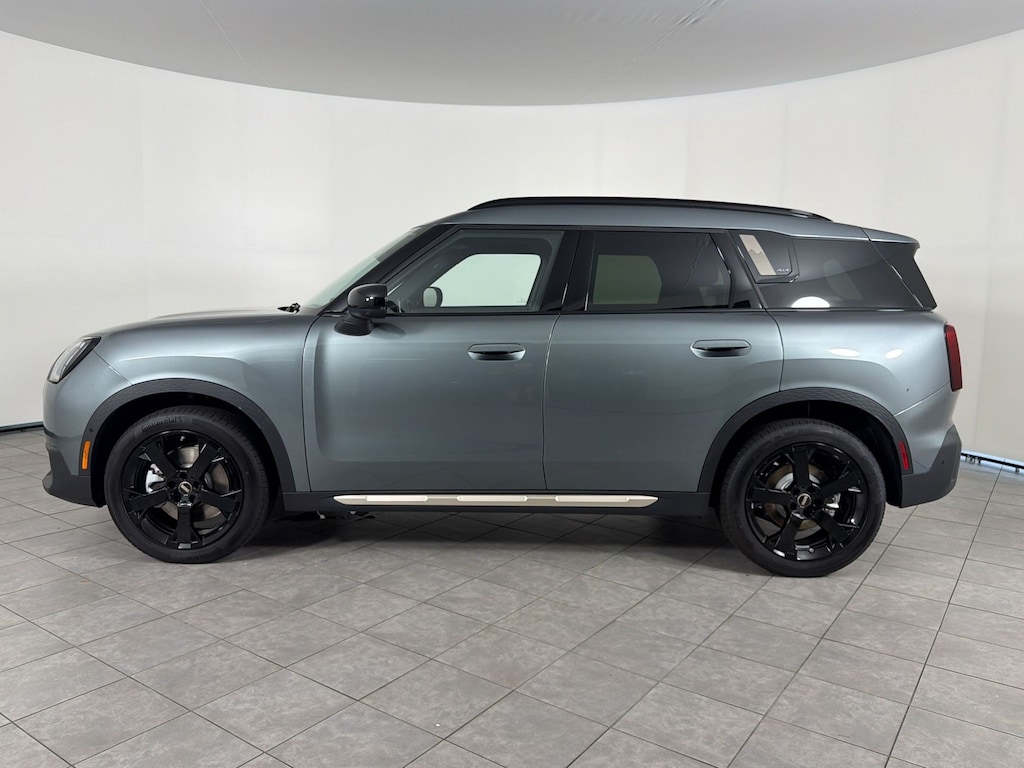 New 2027 MINI Countryman Iconic SUV