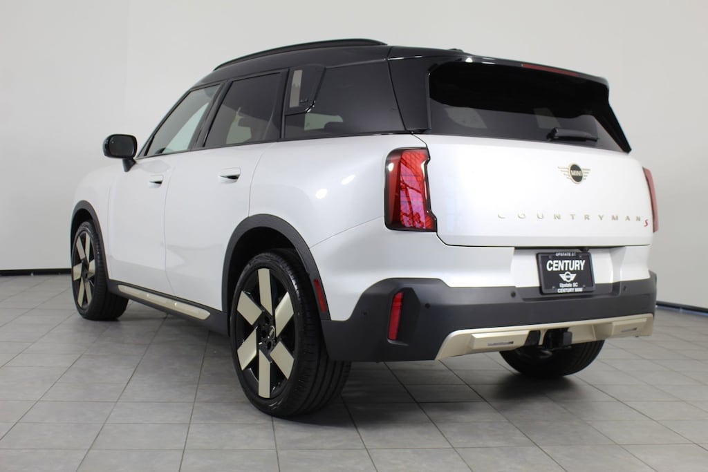 New 2026 MINI Countryman Iconic SUV
