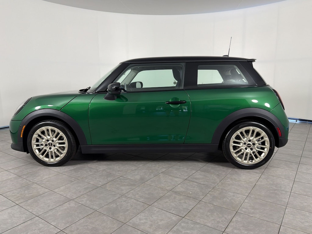 New 2026 MINI 2 Door Signature Plus Hatchback