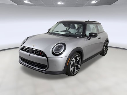 2025 MINI Hardtop 2 Door Iconic Hatchback