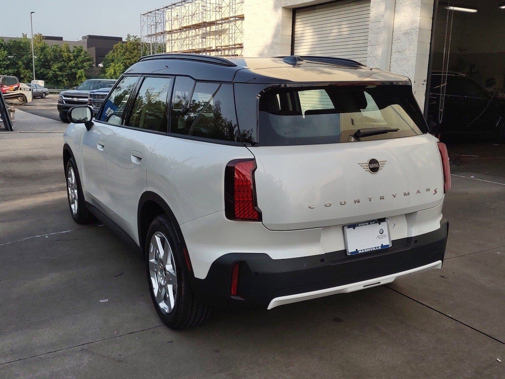New 2025 MINI Countryman Signature Plus SUV